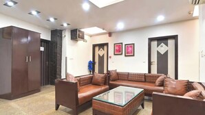 Kawasan tempat duduk lobi