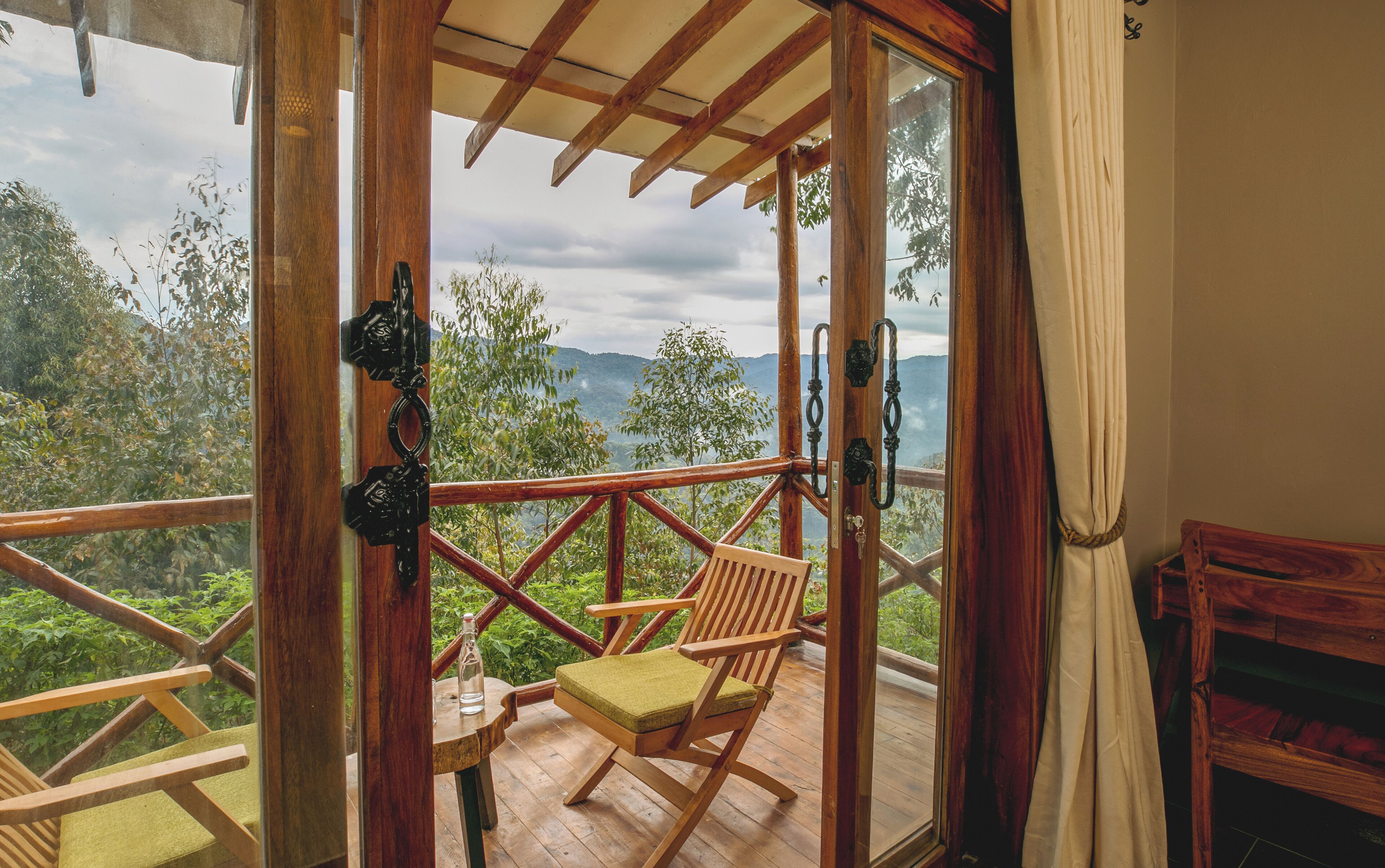 In-room safe, desk, laptop workspace, blackout drapes