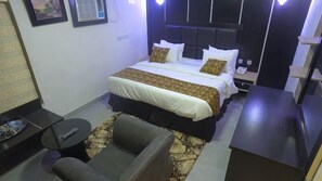 Deluxe Room, Balcony, City View | Desk, laptop workspace, blackout drapes, soundproofing - Embassy Classic Suites and Towers  (Owerri)