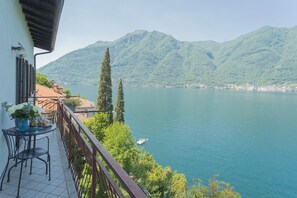 Apartment (1 Bedroom) | Lake view - Lavarell House - Best Lake View by Rent all Como (Nesso)