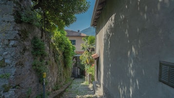 Esterni