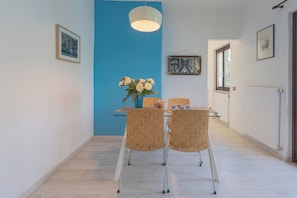 Apartment (1 Bedroom) | Dining room - Lavarell House - Best Lake View by Rent all Como (Nesso)