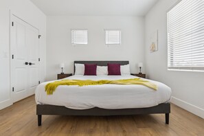 1 bedroom, desk, iron/ironing board, WiFi