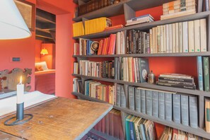 Interior detail - La Corte Degli Artisti by Rent all Como (Blevio)