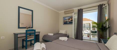 In-room safe, free WiFi, bed sheets