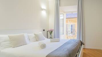 Apartment (1 Bedroom) | 1 bedroom, laptop workspace, iron/ironing board, cribs/infant beds