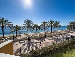 Property grounds - Diana Nº108- 2 Bedrooms Apartment Front Line Beach- Sea views- (Marbella)