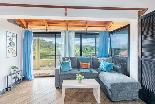 Villa Sunrise - Incredible Ocean Views!