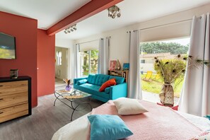 5 Schlafzimmer, Bügeleisen/Bügelbrett, Reisekinderbett, WLAN