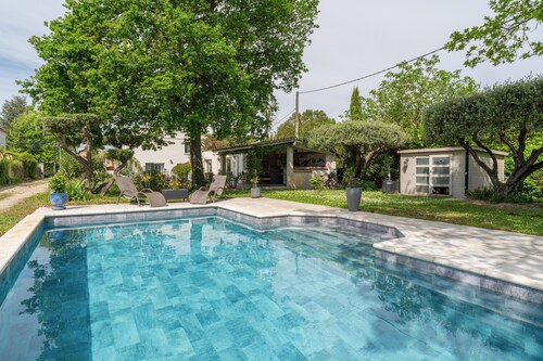 DOMAINE PIN PARASOL : house and studio : A HAVEN OF PEACE