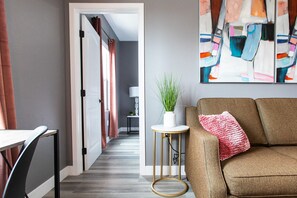 スマートテレビ、書斎 / ワークスペース