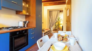 公寓 (1 Bedroom) | 私人厨房 | 微波炉、烤箱、炉灶、洗碗机