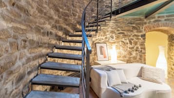 Apartment (1 Bedroom) | Living area | 32-inch Smart TV with digital channels