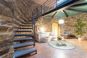 公寓 (1 Bedroom) | 客廳 | 32 吋智能電視連數碼電視頻道