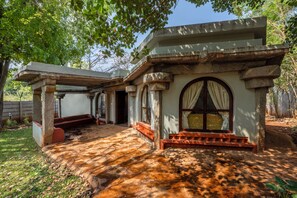 Front of property - Amã Stays & Trails Kuteeram, Bangalore (Doddaballapur)