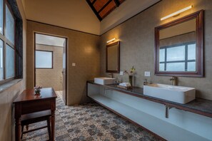 Bathroom - Amã Stays & Trails Kuteeram, Bangalore (Doddaballapur)