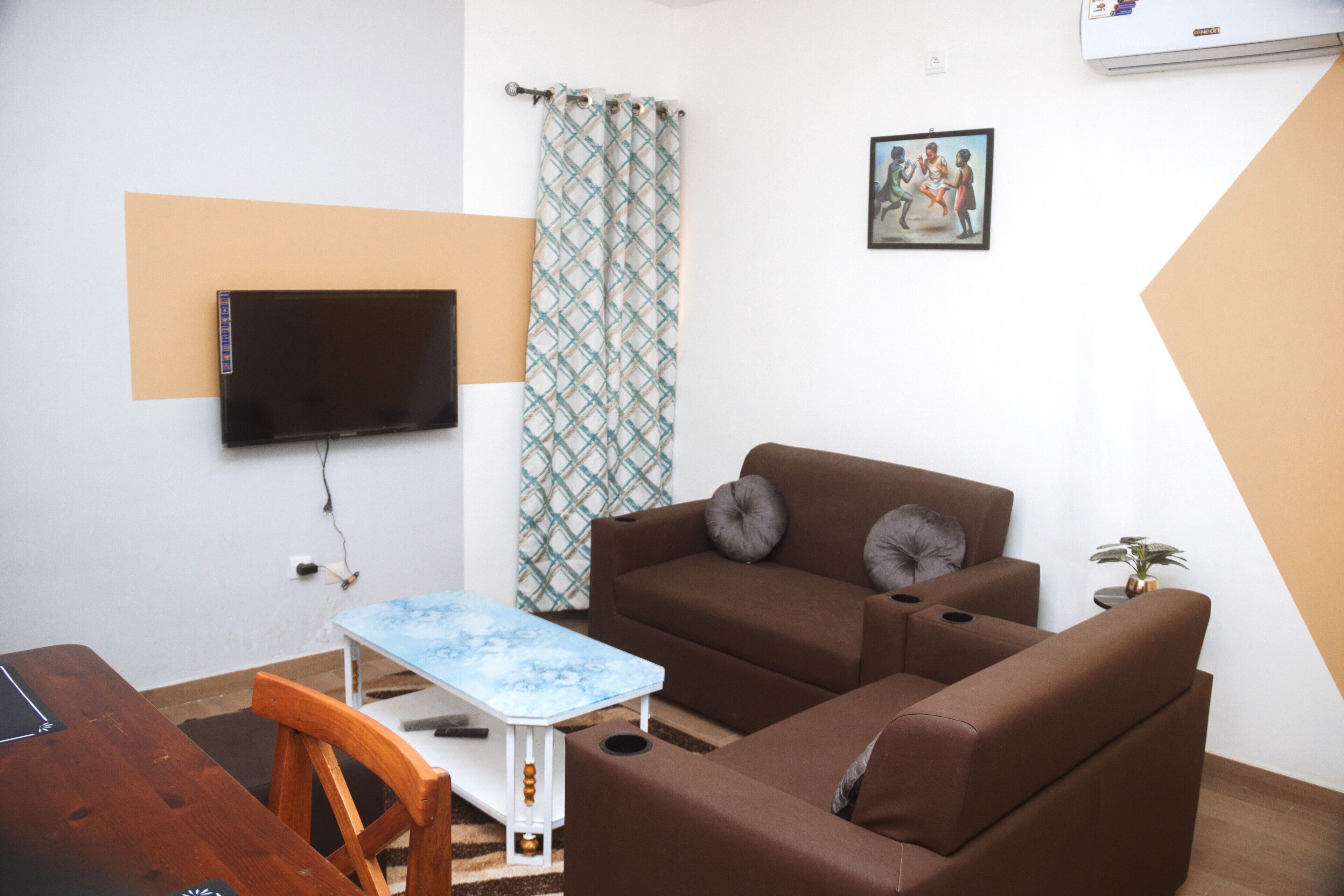 Classic Apartment, Balcony | Living area