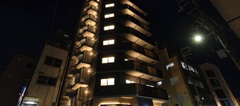 CREST TENMA - Self Check-In Only