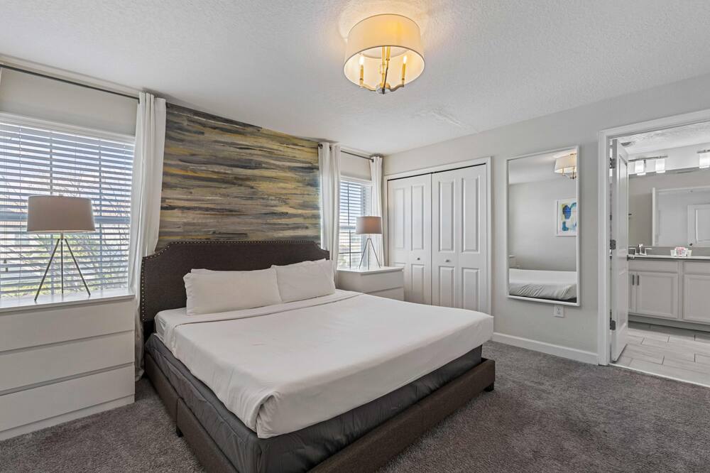 8990 Stinger Drive - ChampionsGate Golf Club, FL