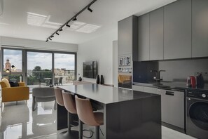 Luxury-Apartment, Meerblick | Eigene Küche