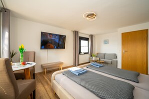 1 Schlafzimmer, WLAN, BettwÀsche