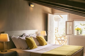 Sea View Loft | Iron/ironing board, free cribs/infant beds, free WiFi, bed sheets