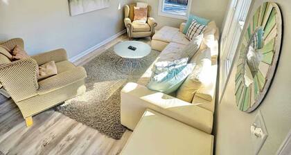 Londontowne Hideaway