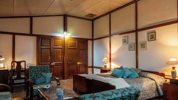 5 bedrooms