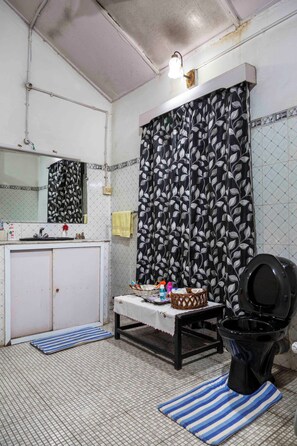 ห้องน้ำ