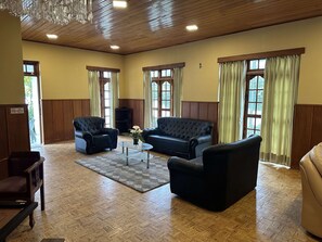 Deluxe Cottage | Living area - Cottage 88 (Nuwara Eliya)