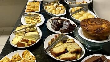 Free daily full breakfast
