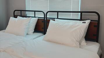Standard Twin Beds Room | Blackout drapes, iron/ironing board, free WiFi