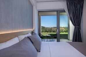 3 chambres, fer et planche à repasser, lit parapluie, Wi-Fi gratuit