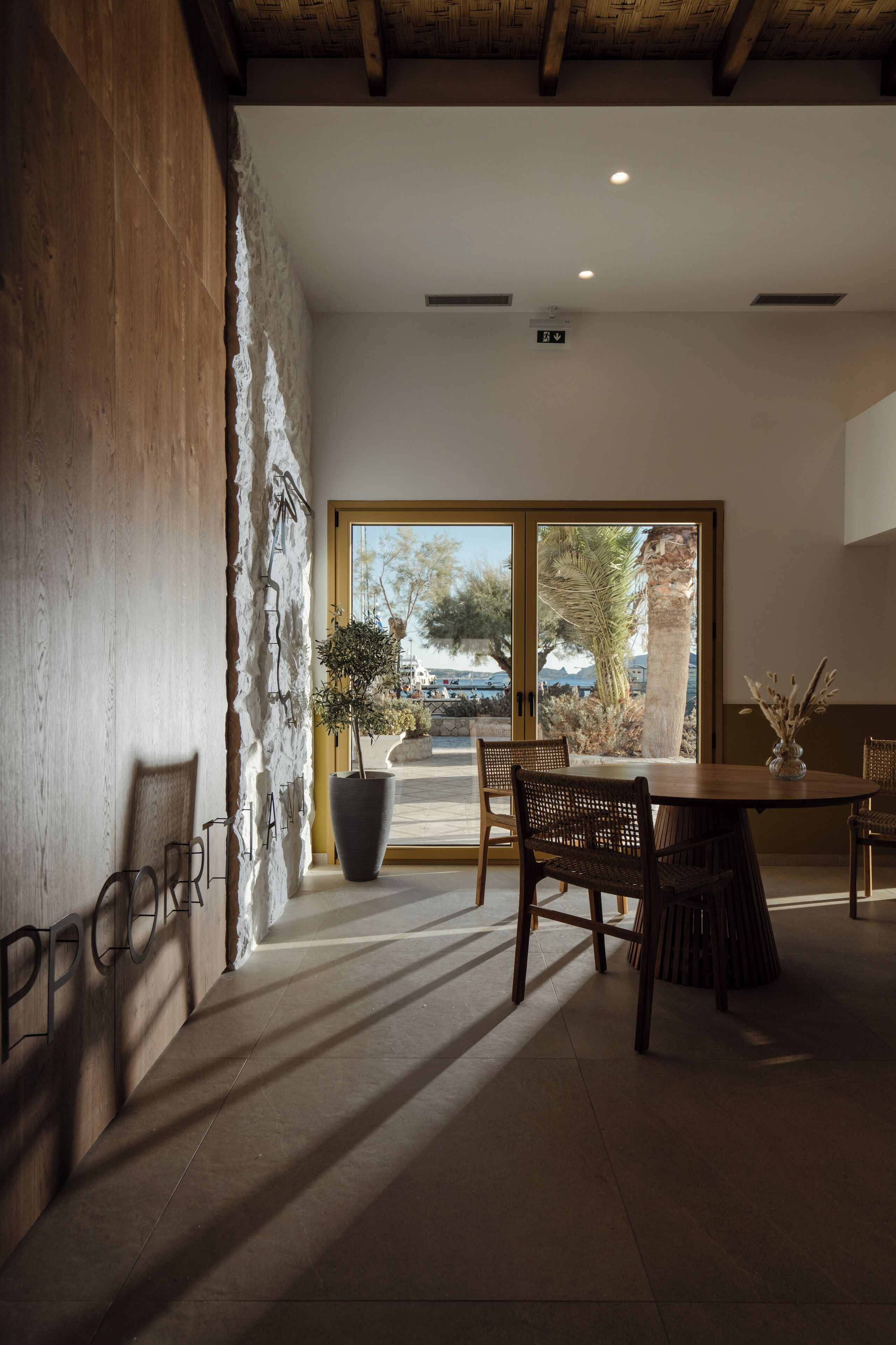 Petit déjeuner continental compris tous les jours