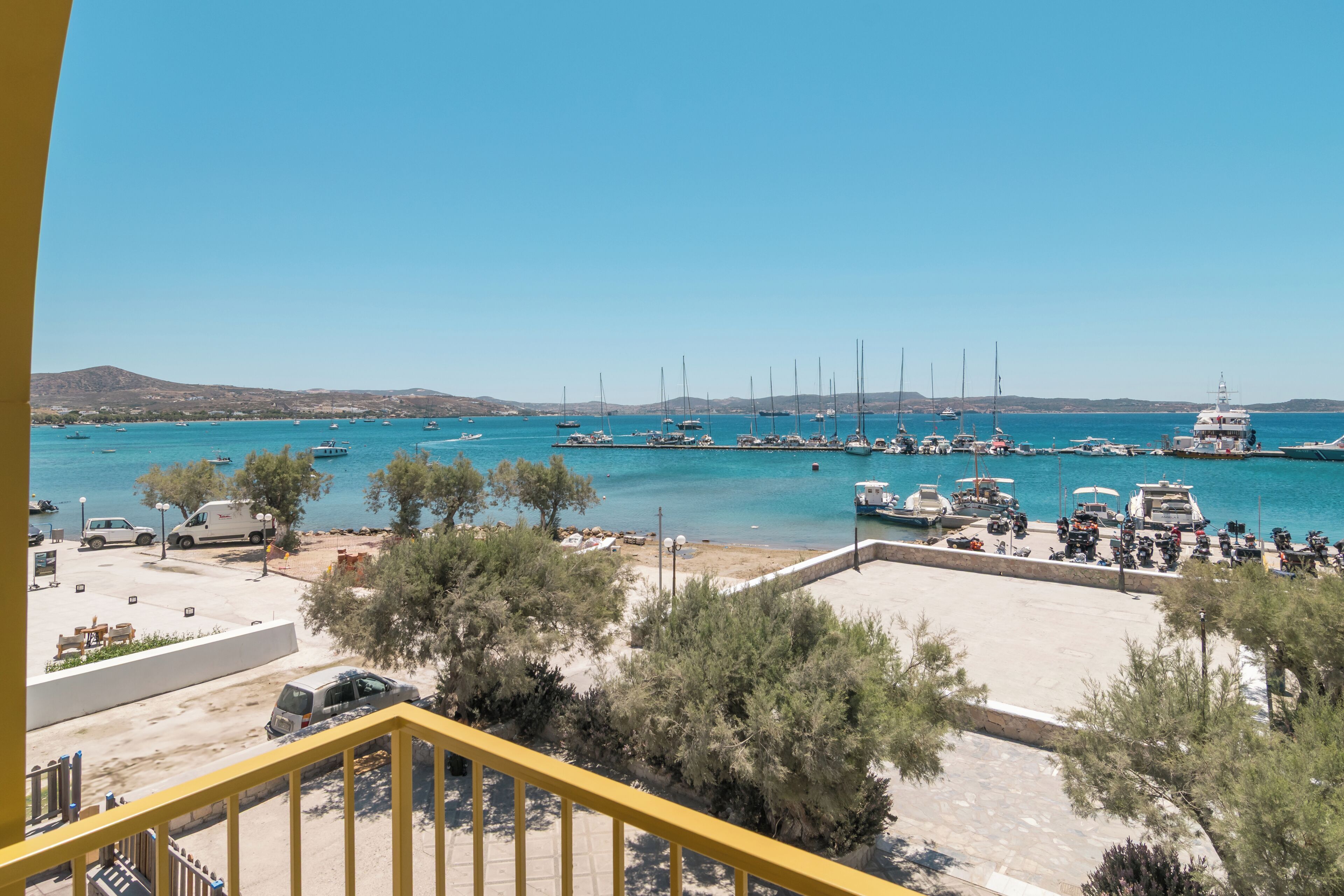 Deluxe Suite, Balcony, Sea View | Minibar, in-room safe, iron/ironing board, WiFi (free)