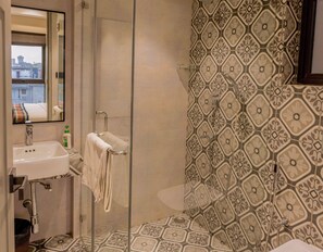 Deluxe Room | Bathroom | Shower, free toiletries, towels, soap - The 12th Square Saltlake (Bidhannagar)