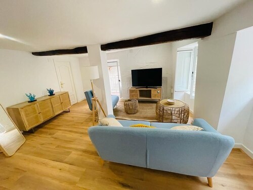 Beautiful apartment in the heart of Elantxobe