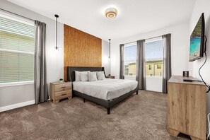 6 soverom, strykejern/-brett, reiseseng for barn og wi-fi