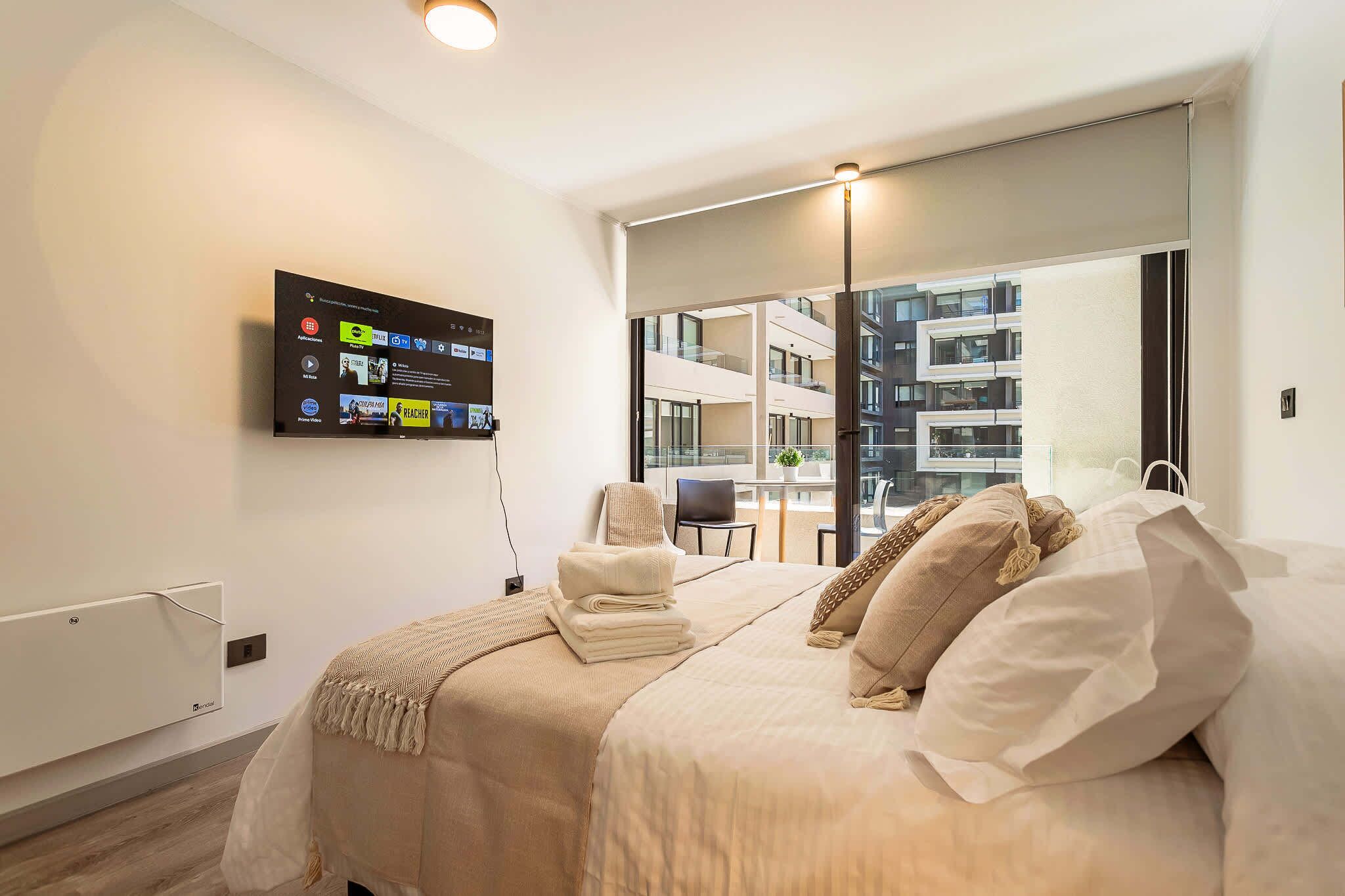 2 habitaciones, escritorio, tabla de planchar con plancha y wifi 