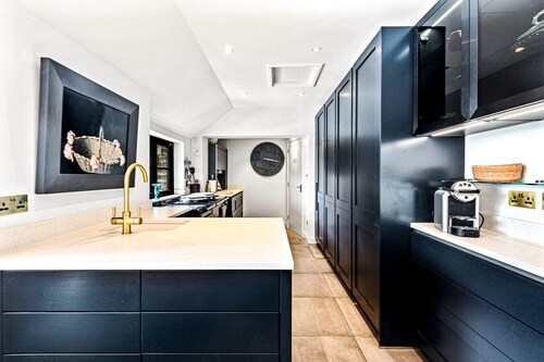 Crazy Fox House - Sleeps 12