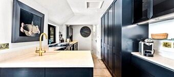 Crazy Fox House - Sleeps 12