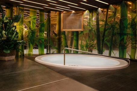 Steam room, prenatal massages, sports massages