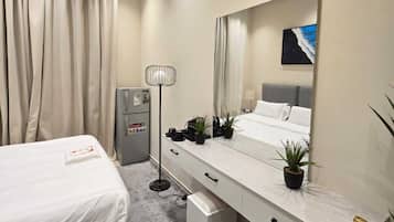 1 makuuhuone, silitysrauta/-lauta, Wi-Fi