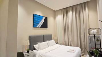 1 makuuhuone, silitysrauta/-lauta, Wi-Fi