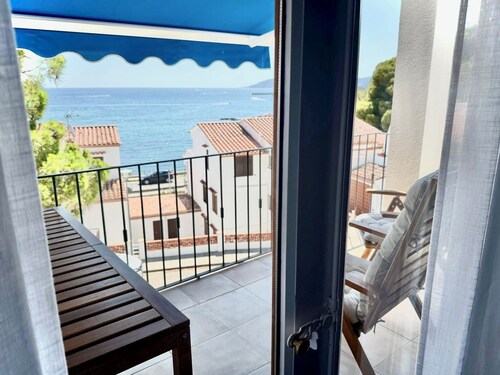 Appartement de trois chambres à Llançà pour 6 personnes à 2 minutes de la plage