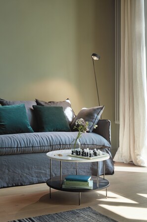 Giant Studio | Verdunkelungsvorhänge, kostenloses WLAN