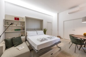 Bügeleisen/Bügelbrett, WLAN, Bettwäsche