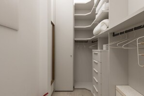 Interior - Argonne, 51 – Spazio Argonne: studio apartment (Milano)