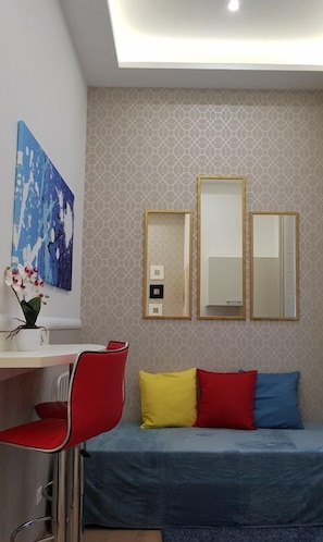 Triple Room, Non Smoking, Private Bathroom | Desk, iron/ironing board, free WiFi - St King 11. Studio Apartments (Budapest)