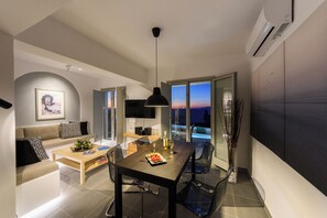 Villa, Jetted Tub, Sea View | 2 bedrooms, free WiFi - Astrea Suites Villa FinikiaSea View (Santorini)